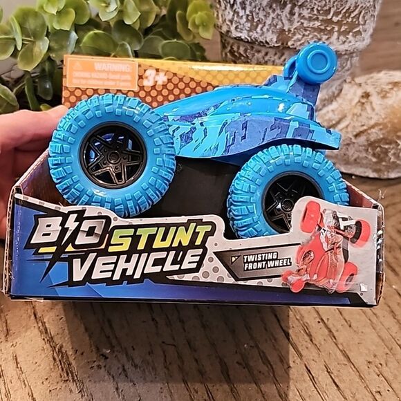 Bio stunt vehicle blue NWT - Picture 4 of 7